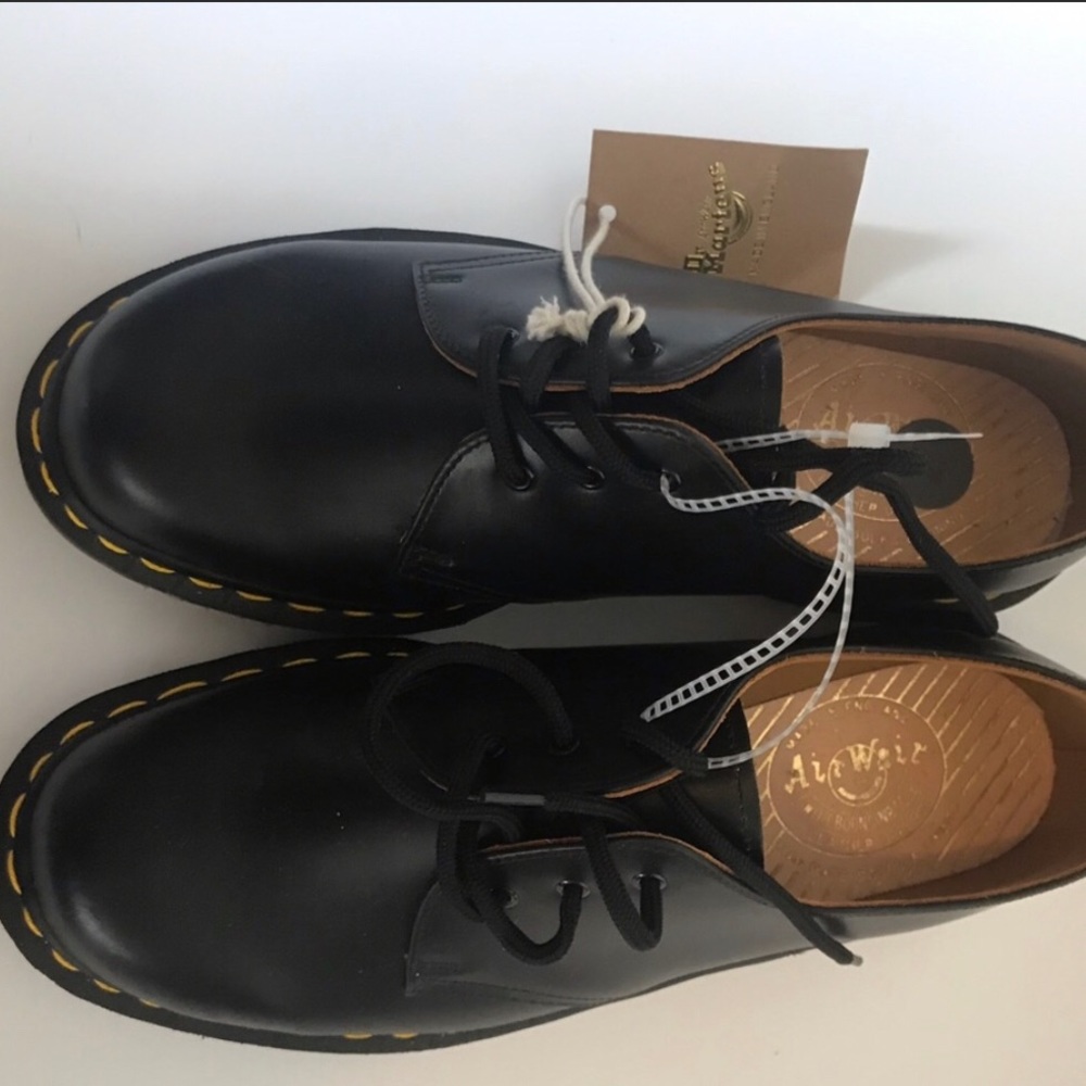 NWT black dr marten oxfords